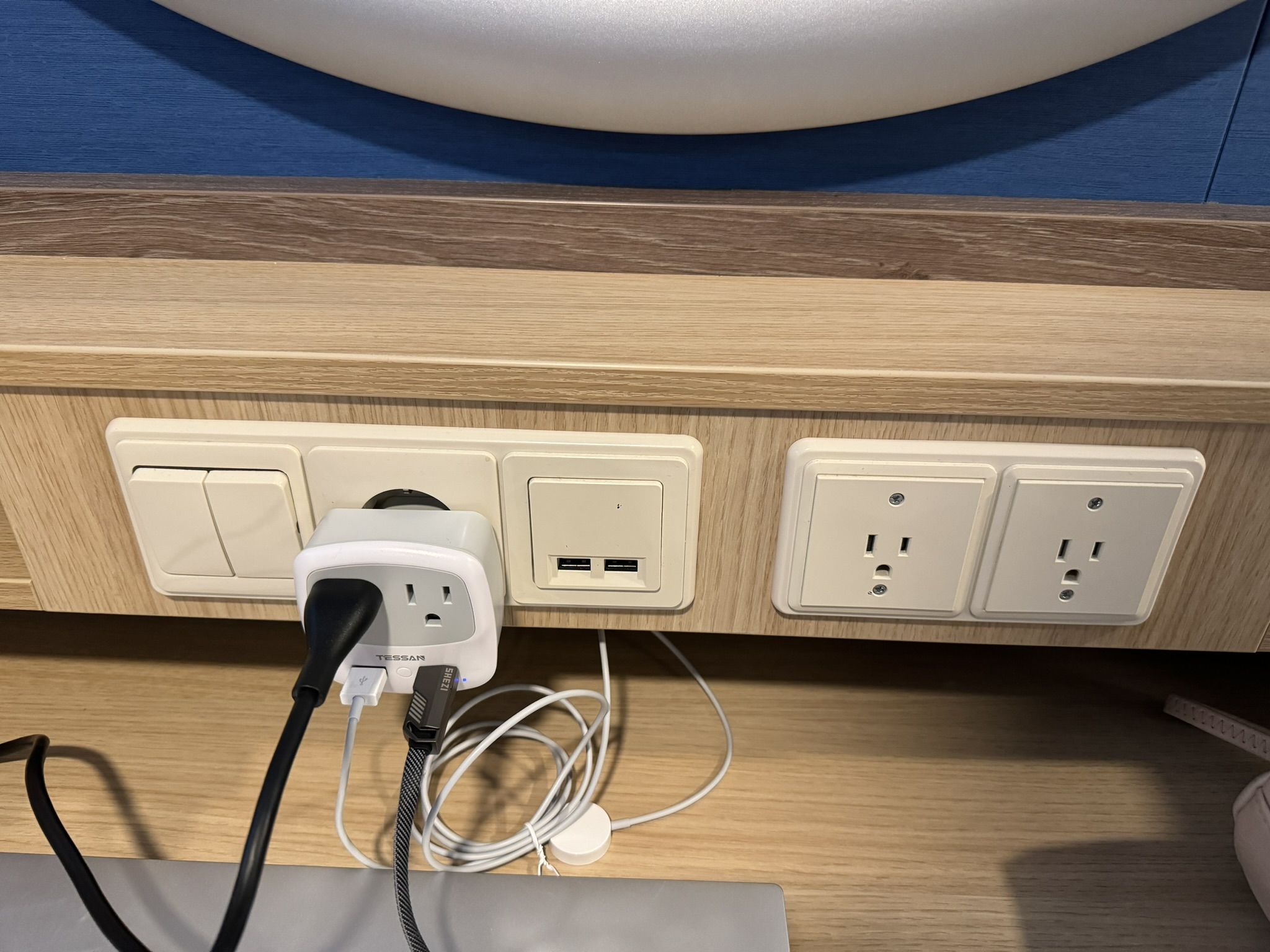 What Power Outlets Are Available on Royal Caribbean Odyssey of the Seas ...